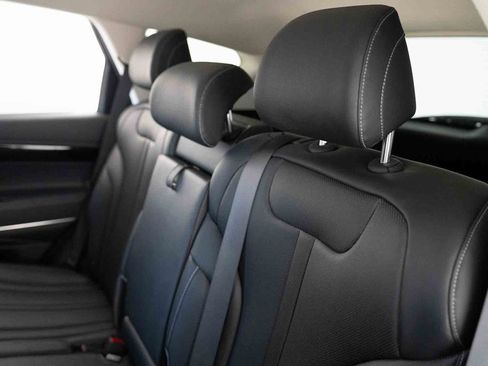 Used 2025 Genesis GV80 2.5T Standard image 31