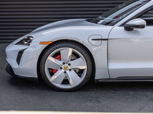 Certified 2024 Porsche Taycan 4S AWD/4WD image 11