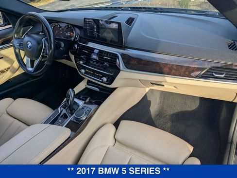 Used 2017 BMW 530i xDrive image 37