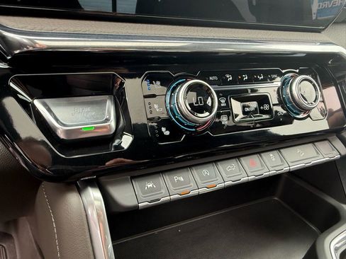 Used 2025 GMC Sierra 1500 Denali w/ Denali Reserve Package image 26