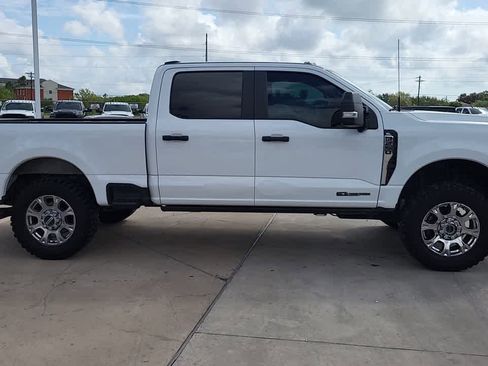 Used 2023 Ford F250 XL w/ 360-Degree Camera Package AWD/4WD image 9