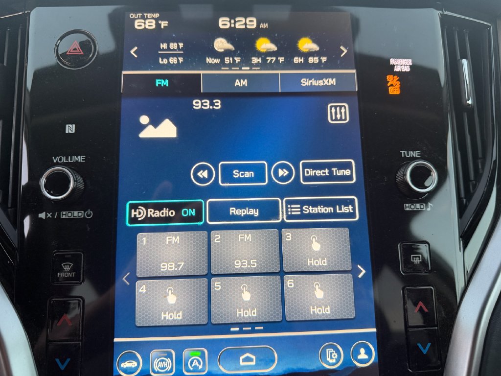 Used 2025 Subaru Outback Premium AWD/4WD image 10