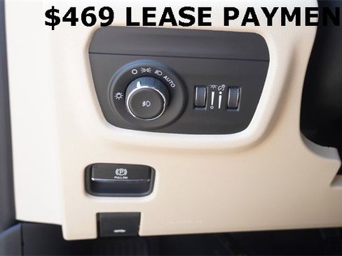 New 2025 Jeep Grand Cherokee Limited w/ Black Appearance Package image 21