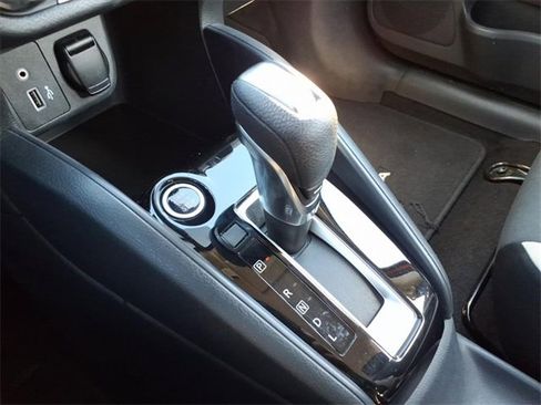 Used 2020 Nissan Versa SV image 24