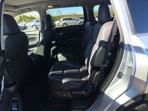 Used 2023 Subaru Ascent Limited w/ Technology Package image 13