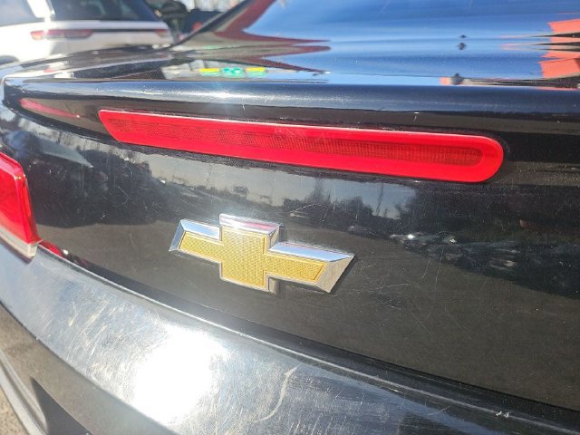 Used 2015 Chevrolet Camaro LS RWD image 25