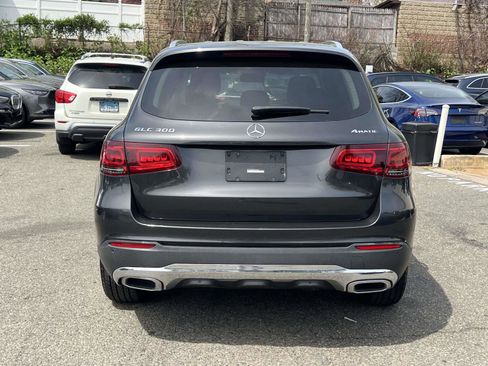 Used 2021 Mercedes-Benz GLC 300 4MATIC image 5
