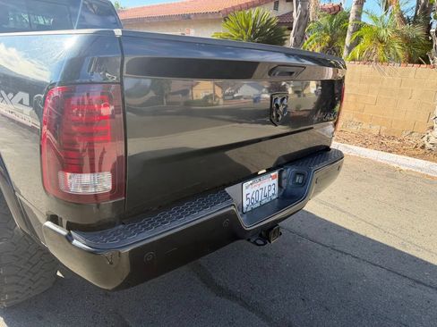 Used 2018 RAM 2500 Laramie w/ Sport Appearance Group AWD/4WD image 12