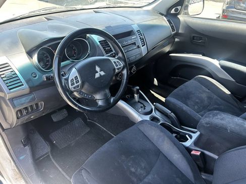 Used 2007 Mitsubishi Outlander ES FWD image 19