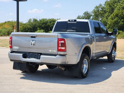 Used 2024 RAM 3500 Limited w/ Towing Technology Group AWD/4WD image 7