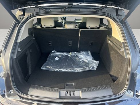 New 2026 Lincoln Corsair Premiere image 7