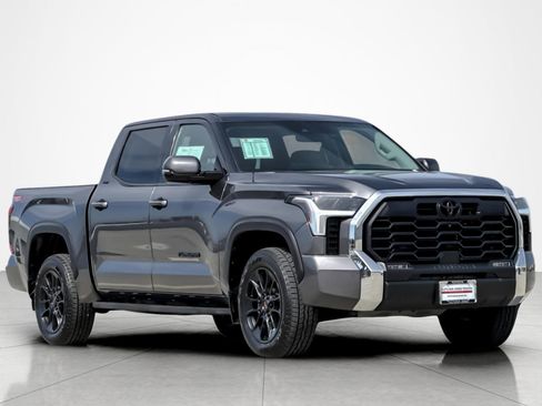 Used 2023 Toyota Tundra SR5 w/ TRD Off-Road Premium Package image 7