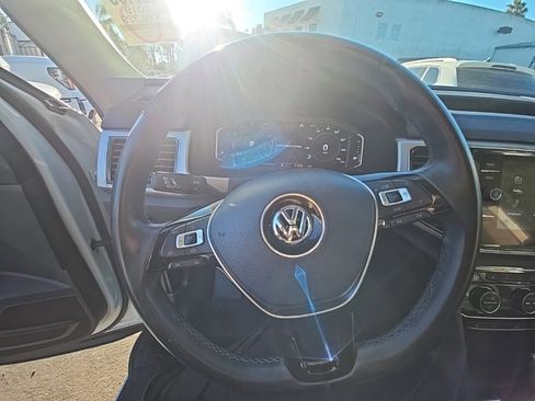 Used 2019 Volkswagen Atlas SEL Premium image 20