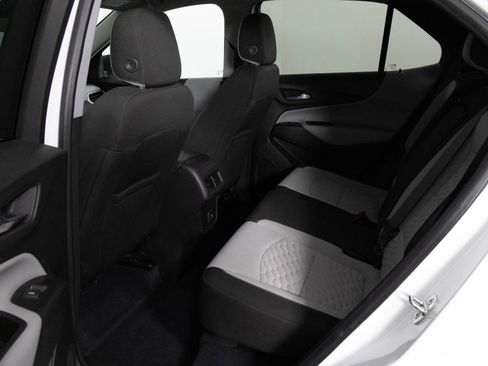 Used 2021 Chevrolet Equinox LS w/ LS Convenience Package image 34