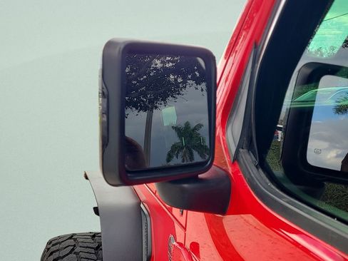 Used 2020 Jeep Gladiator Rubicon image 11