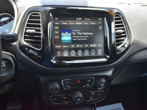 Used 2021 Jeep Compass Limited AWD/4WD image 26