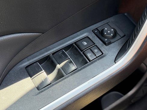 Used 2024 Toyota RAV4 XLE w/ Convenience Package FWD image 42