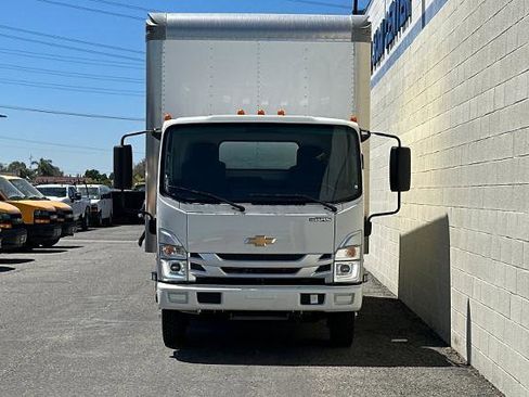 New 2024 Chevrolet Low Cab Forward image 9