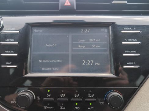 Used 2019 Toyota Camry LE w/ Convenience Package FWD image 22