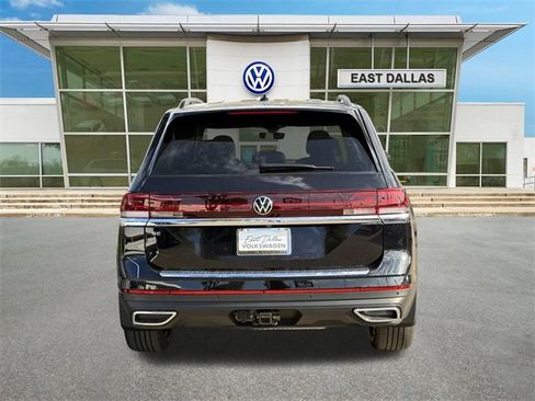 New 2026 Volkswagen Atlas SE image 4