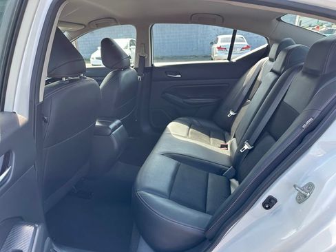 Used 2022 Nissan Altima 2.5 SR FWD image 20