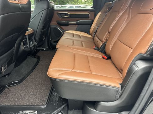 Used 2022 RAM 1500 Limited AWD/4WD image 23