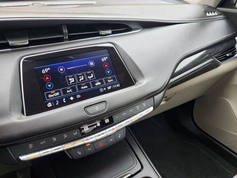 Certified 2023 Cadillac XT4 Premium Luxury w/ Cold Weather Package image 28