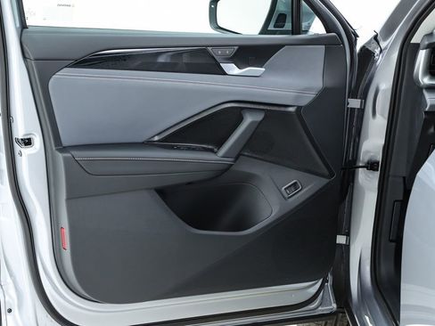 New 2026 Volkswagen Tiguan SE image 57