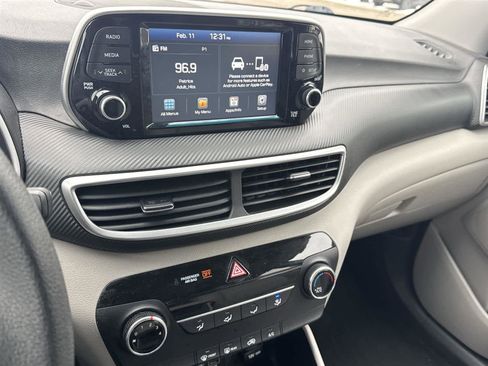 Used 2019 Hyundai Tucson SE image 21