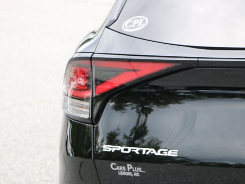 Used 2024 Kia Sportage X-Line AWD/4WD image 6