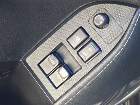 Used 2017 Toyota 86 image 36