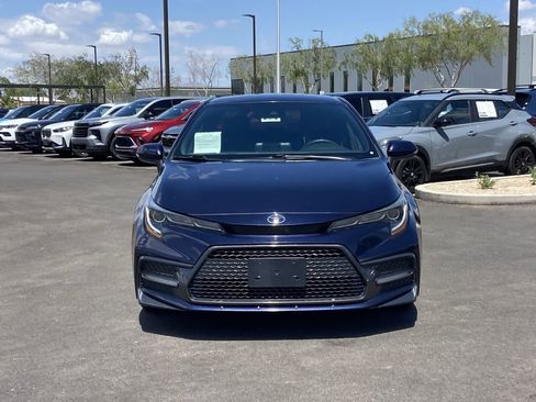 Used 2022 Toyota Corolla SE FWD image 3