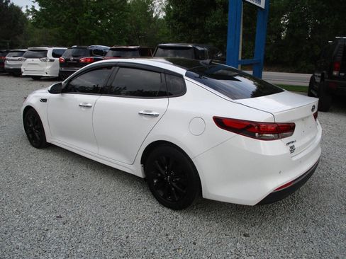 Used 2018 Kia Optima S w/ Panoramic Sunroof Package FWD image 3