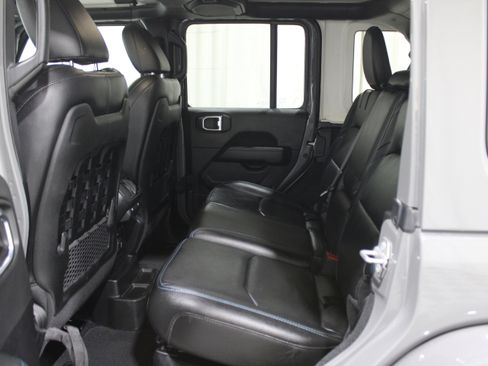 Used 2021 Jeep Wrangler Unlimited Rubicon image 23