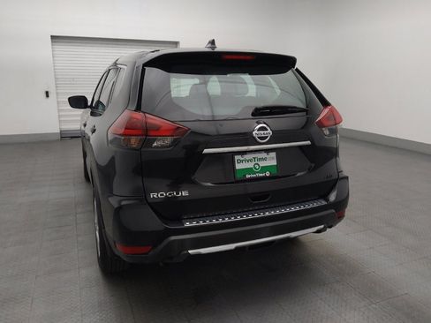 Used 2018 Nissan Rogue S AWD/4WD image 6