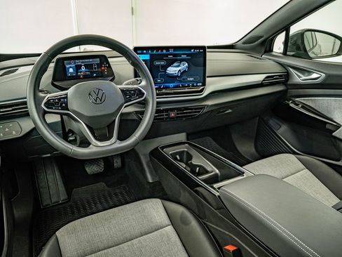 Used 2025 Volkswagen ID.4 Pro RWD image 27