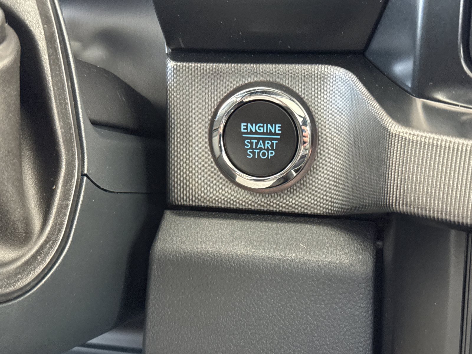 New 2026 Ford F250 Platinum AWD/4WD image 26