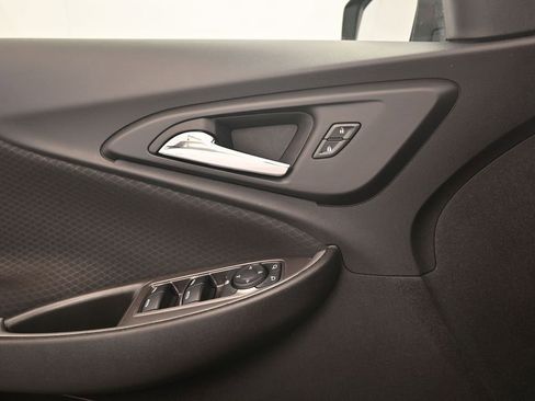 Used 2025 Chevrolet Malibu LT FWD image 14
