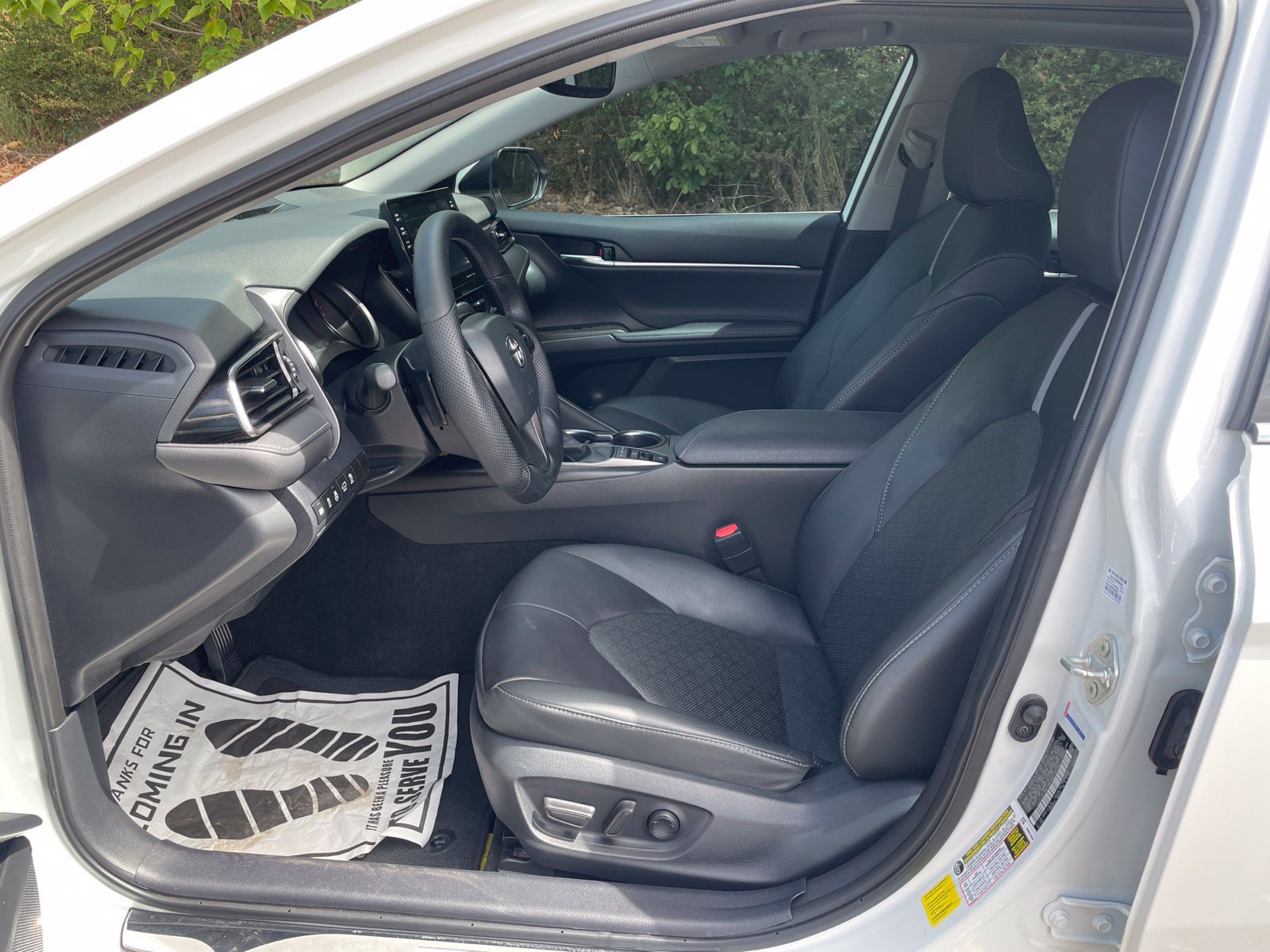 Used 2024 Toyota Camry XSE FWD image 13