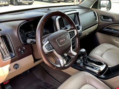 Used 2017 GMC Canyon SLT w/ Driver Alert Package image 18