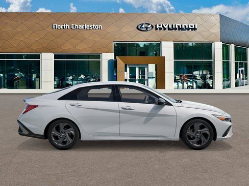 New 2026 Hyundai Elantra Sport FWD image 7