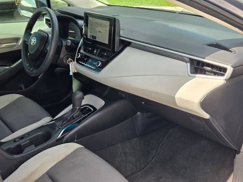 Used 2024 Toyota Corolla LE FWD image 29