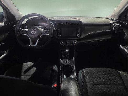 Used 2024 Nissan Kicks SV FWD image 16