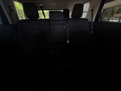 Used 2025 Nissan Pathfinder SV image 41