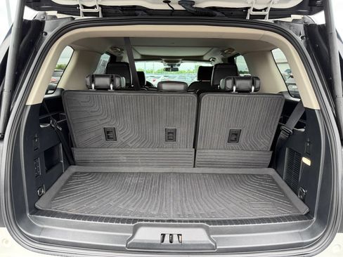 Used 2021 Ford Expedition Platinum AWD/4WD image 11