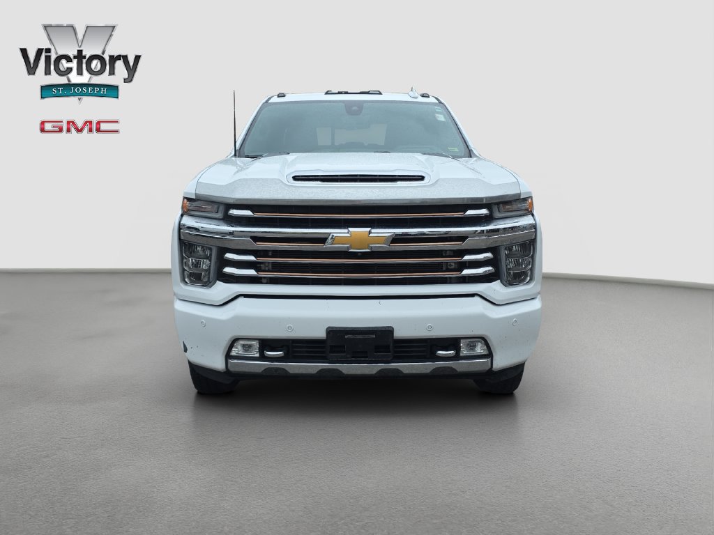 Used 2020 Chevrolet Silverado 3500 High Country w/ Snow Plow Prep/Camper Package AWD/4WD image 2