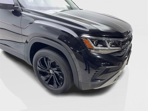 Used 2023 Volkswagen Atlas SE w/ Panoramic Sunroof Package image 19