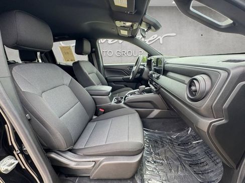 Certified 2025 Chevrolet Colorado Trail Boss AWD/4WD image 24