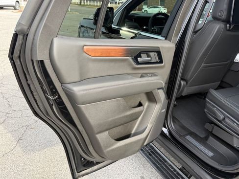 New 2026 GMC Yukon Denali w/ Denali Reserve Package image 22