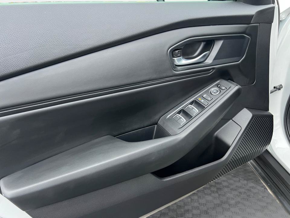 Certified 2023 Honda Accord EX image 32